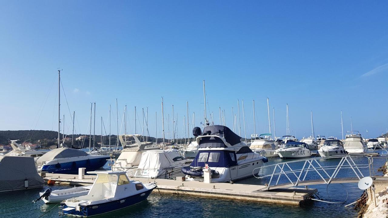Guest House Galeb Supetarska Draga Dış mekan fotoğraf