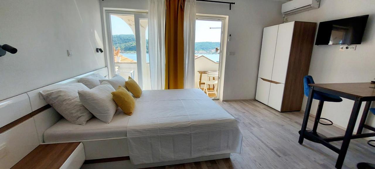 Guest House Galeb Supetarska Draga Dış mekan fotoğraf