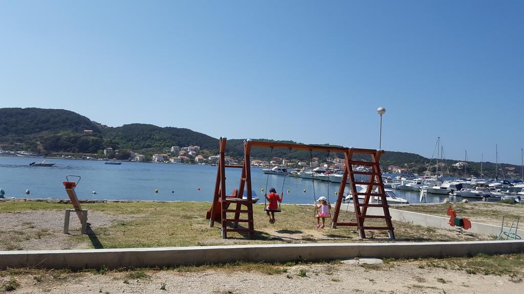 Guest House Galeb Supetarska Draga Dış mekan fotoğraf